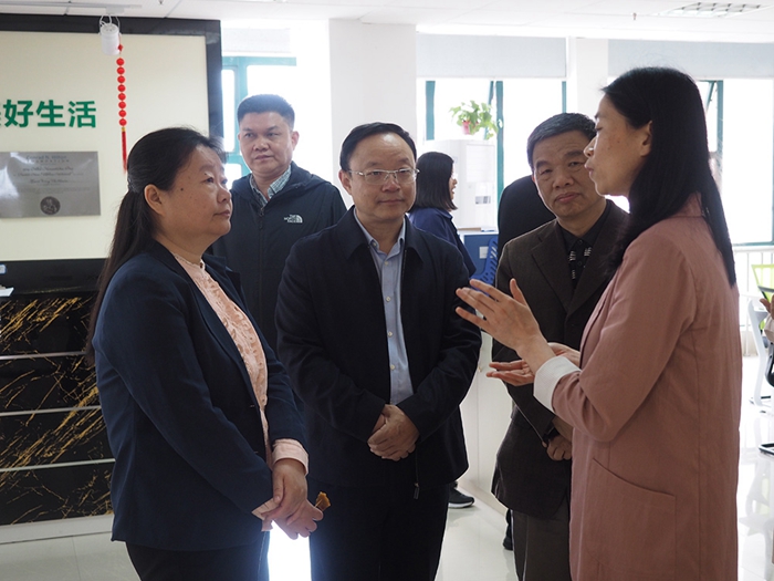 民政部社会事务司副司长范瑜到市第三社会福利院调研社区精神康复工作