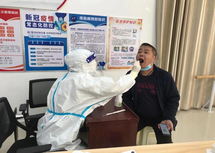来自老王论坛-老王论坛最新网址
一线抗疫护士的回信