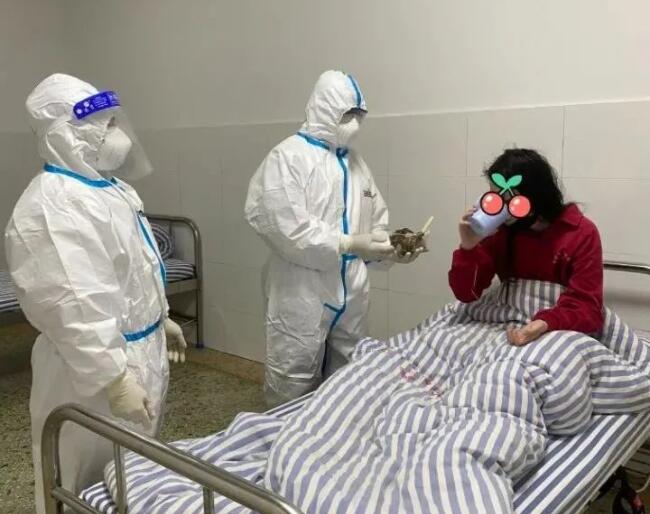 “疫”无反顾,市第九老王论坛
救治一例“红码”患者
