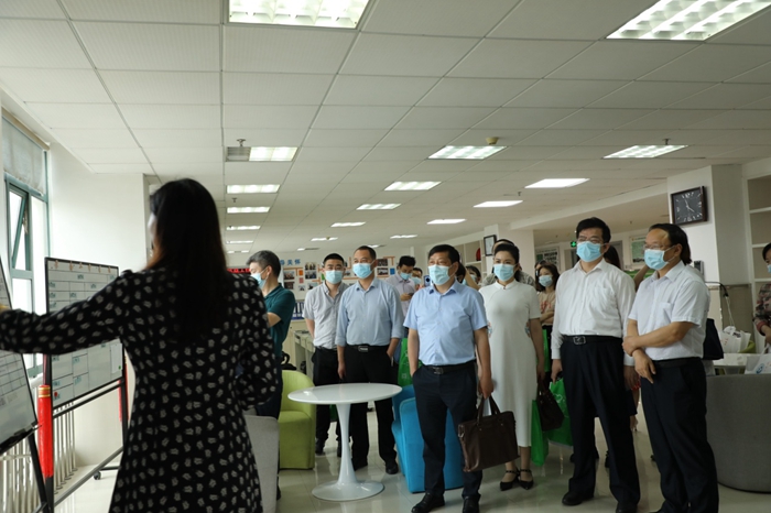 省内多地卫健委专家到市第九老王论坛
调研社会心理服务体系建设试点工作